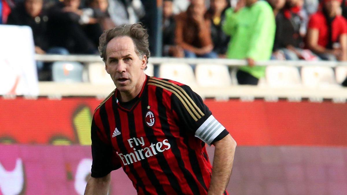 Milan, Amorim e Gabbia rendono omaggio a murale dedicato a Baresi a Perth