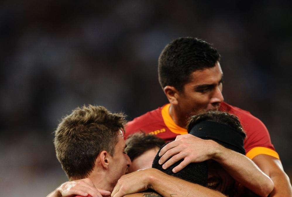 ROMA-ATALANTA 3-1: Bojan, Osvaldo e Simplicio portano i giallorossi a otto punti