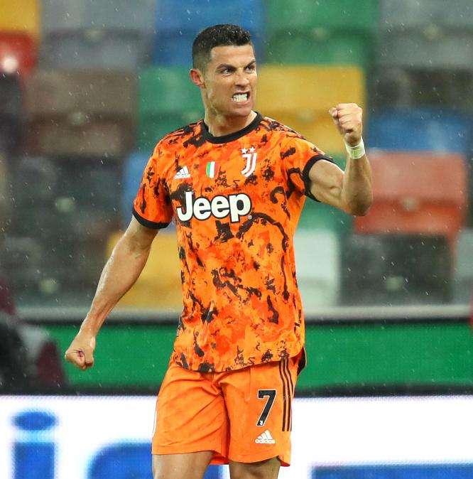 Juventus, CR7 sui social: "Crederci fino alla fine"