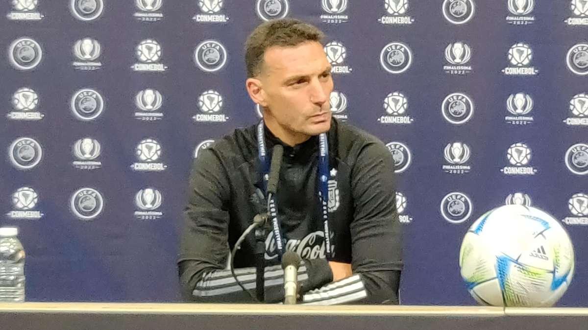 Argentina, Scaloni: "Dybala sta bene, non ha giocato perché non ho visto l'occasione di inserirlo"