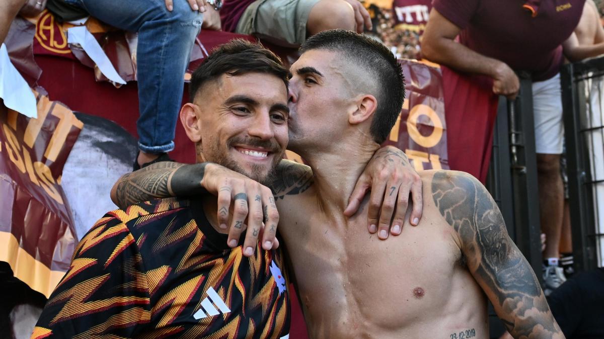 Pellegrini fa gli auguri a Mancini: "Fratello per scelta, una fortuna condividere gioie e dolori con te"