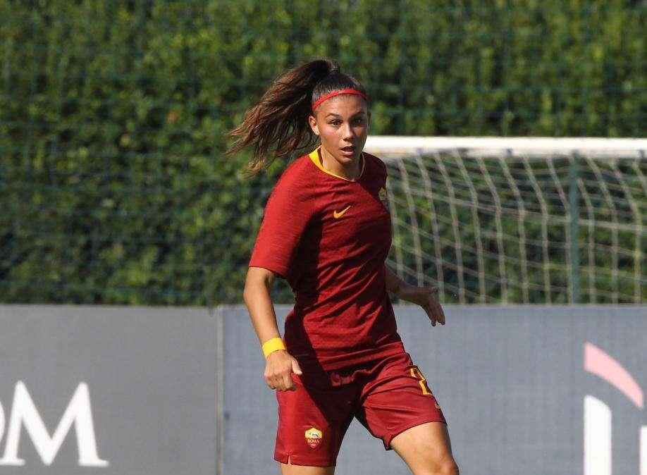 Roma Femminile, Bonfantini rinnova fino al 2022: "Roma è casa mia e qui sono migliorata diventando la calciatrice che sono oggi". VIDEO!
