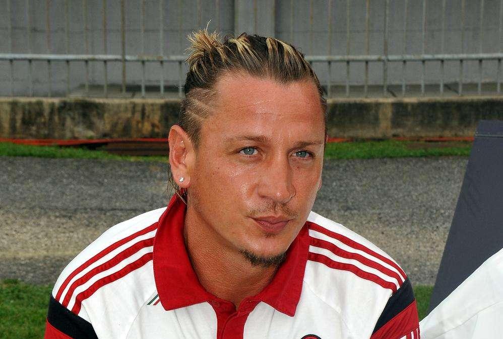 Mexes: "Abbiamo tutte le qualità per competere con Roma e Juventus"