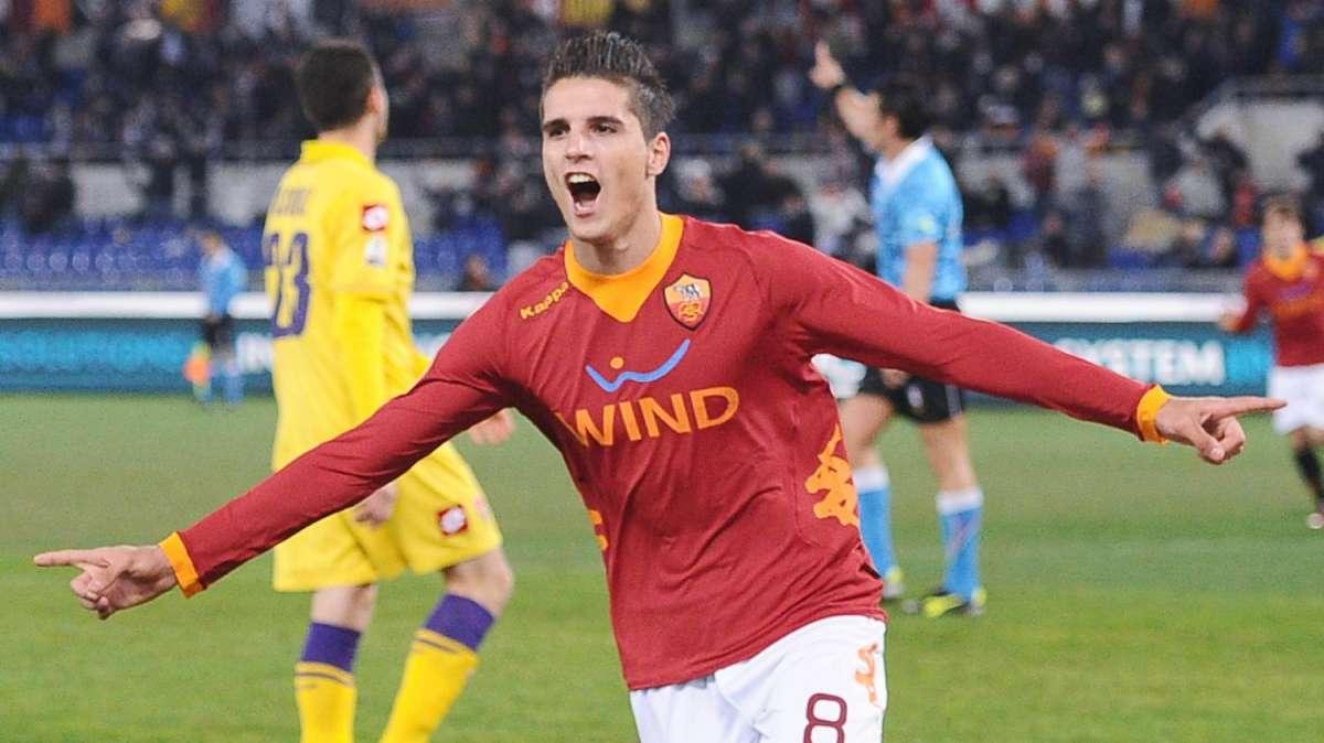 Accadde oggi - El Shaarawy: "A Roma ho trovato una famiglia, non è un addio". Nota AS Roma: "Dirigenti illegalmente intercettati". Lamela firma per la Roma
