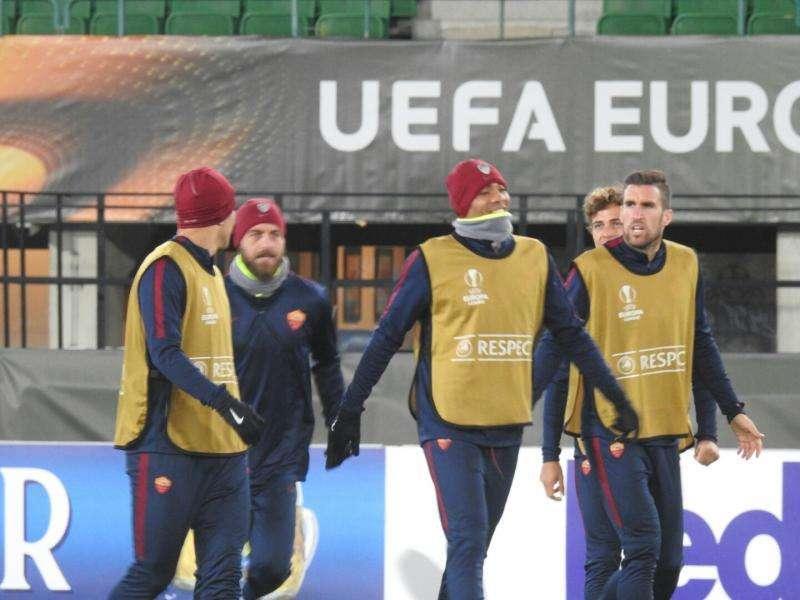 LA VOCE DELLA SERA - Rifinitura, Fazio si allena da solo: domani la decisione. Spalletti: "Giocheremo per vincere". Zingaretti: "Domani via alla Conferenza dei servizi. Fine dei giochi e delle opinioni"