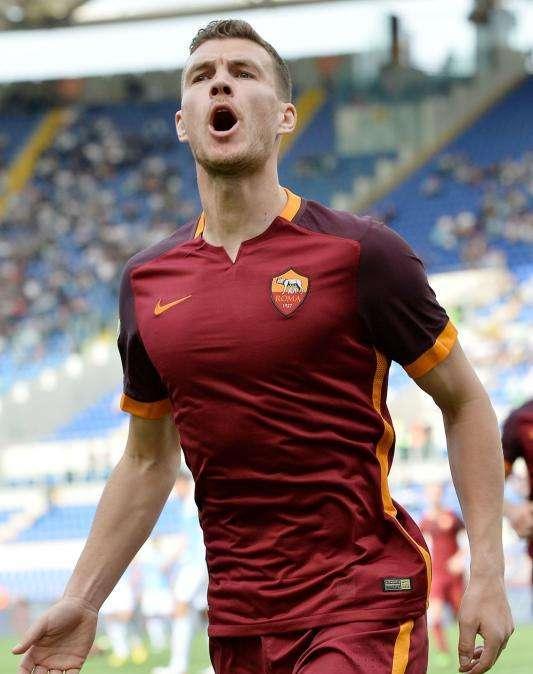 Instagram, Dzeko in visita al ritiro dell'Inter
