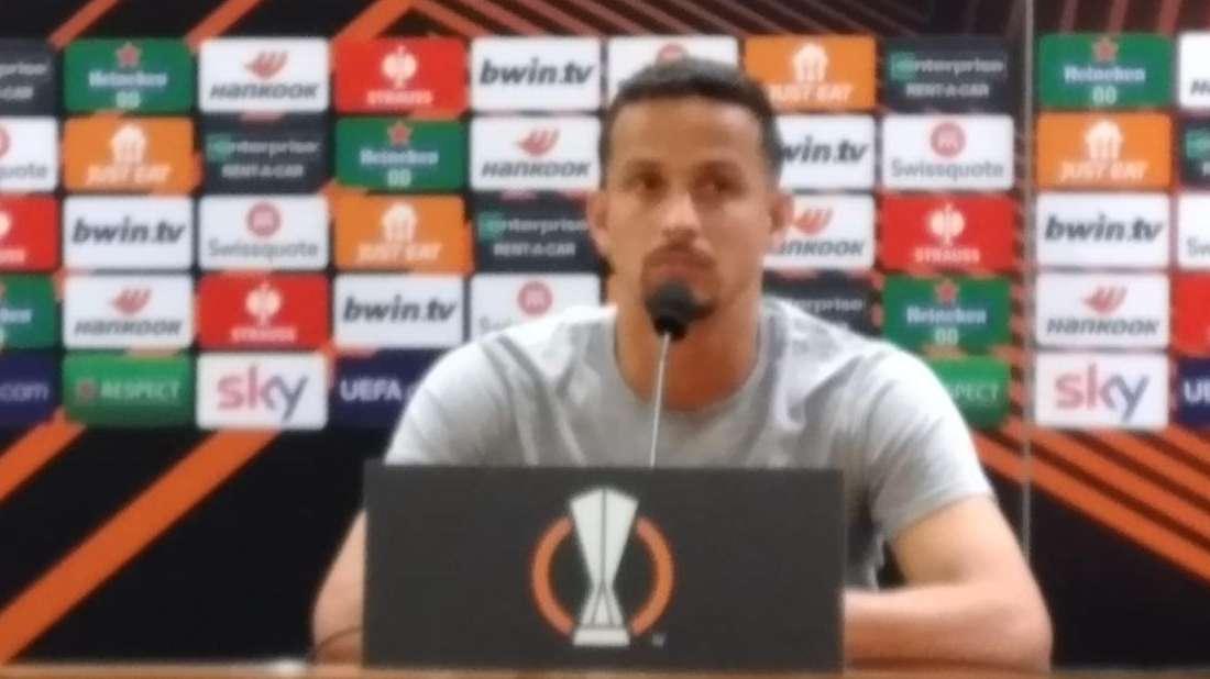 OLIMPICO - Real Betis, Luiz Felipe: "Tanti tifosi della Lazio mi hanno chiesto di battere la Roma. Mourinho ha portato una mentalità vincente"