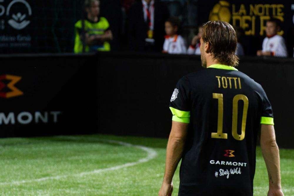 La Notte dei Re - Team Totti-Team Figo 11-17, vince la formazione del portoghese. FOTO!