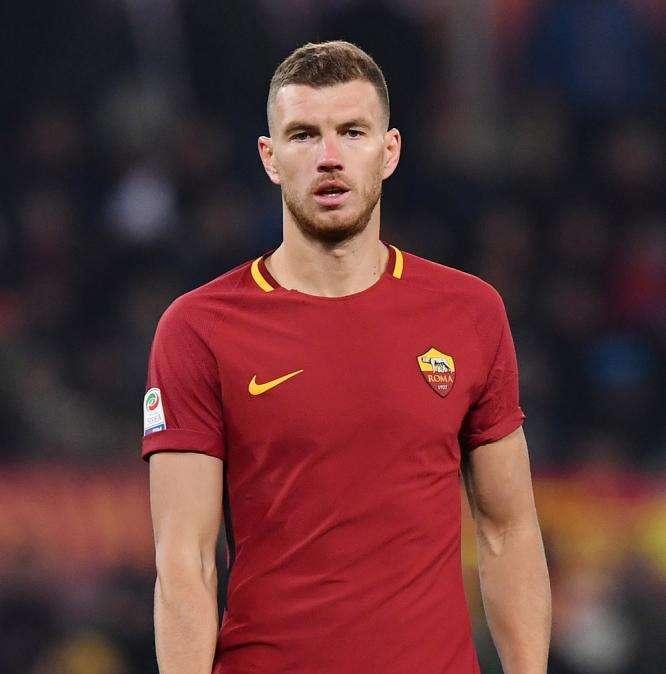 Milan, da Bacca e Kalinic i soldi per Dzeko