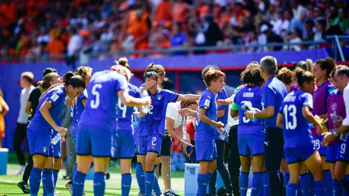 Nazionale Femminile, una calciatrice è risultata positiva al COVID-19