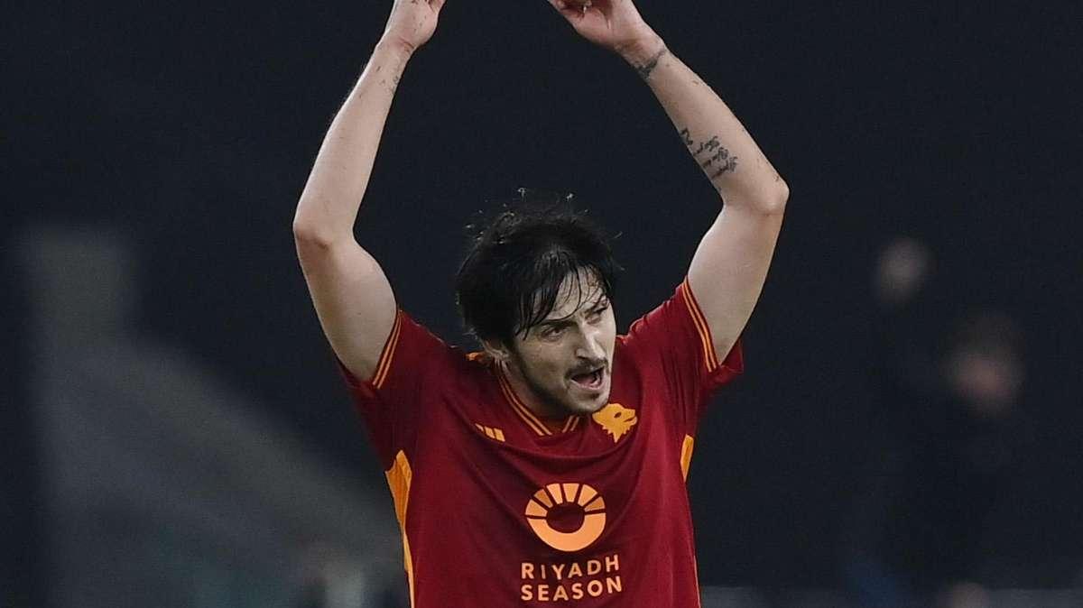 Dalle critiche a super sub: Azmoun potrebbe far comodo a Mourinho
