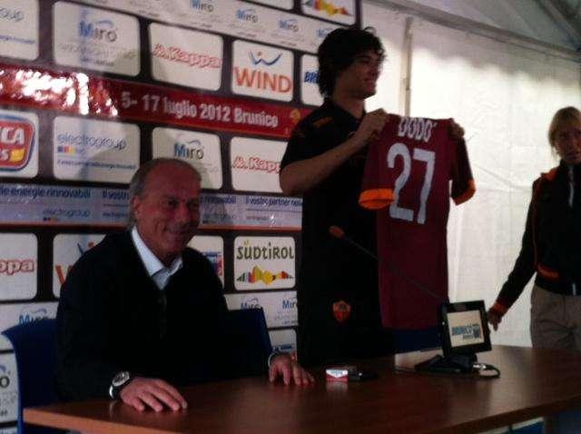 Sabatini: "Le parole di Totti? Non pretendo ci sia omologazione di pensiero. Borini? Il Liverpool lo vuole e stiamo valutando". Dodò: "La Roma ha mostrato un interesse reale" FOTO!