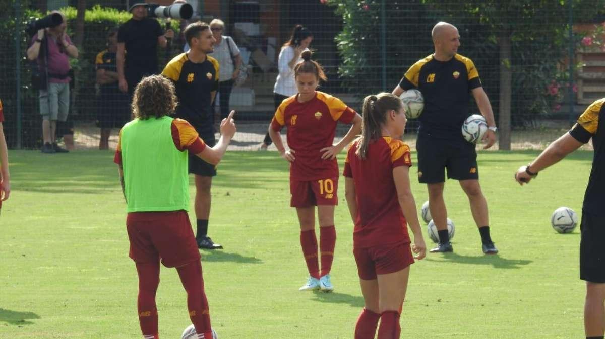 La Roma Femminile è al Petershill Park di Glasgow per la rifinitura