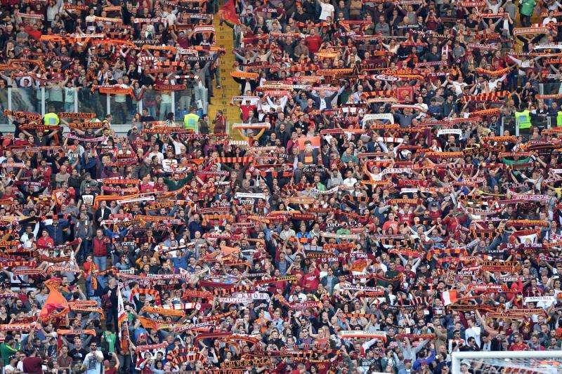 LA VOCE DELLA SERA - Trigoria, Salah in gruppo. Pallotta: "Incontrerò Gabrielli", ma il Prefetto smentisce. Mercoledì incontro con Tronca. Roma-BATE Borisov ad Atkinson