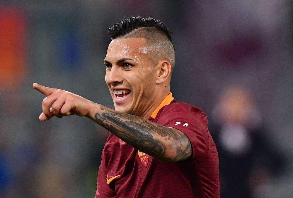 Paredes: "Un onore essere allenato da Mou. Spero di vincere qui con Dybala. Sono pronto per giocare. De Rossi mi diceva che mi avrebbe riportato qui con lui allenatore"