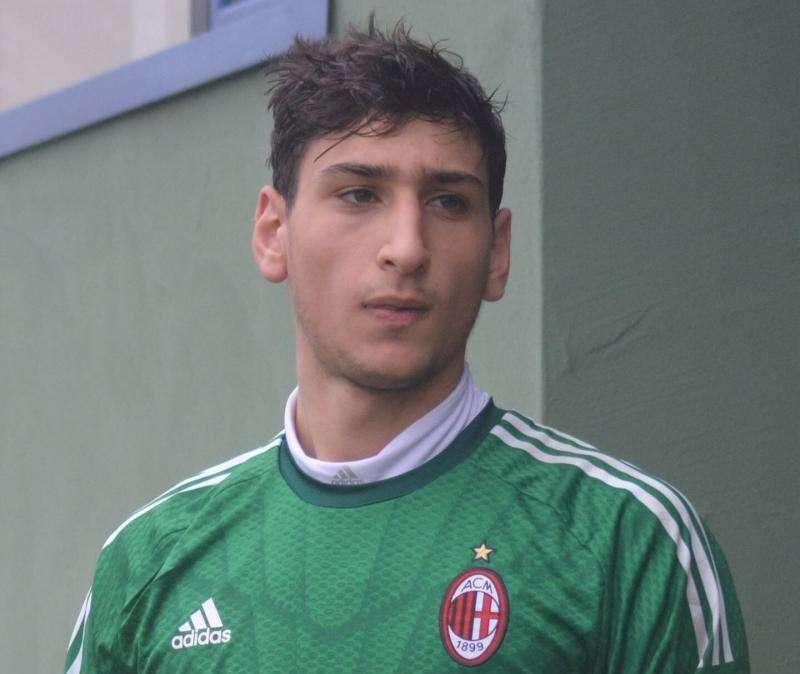 Milan, Donnarumma: "Rossonero nel cuore, sogno di diventare una bandiera"