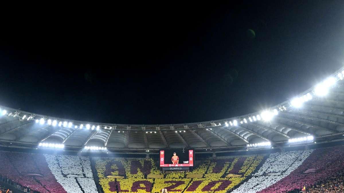 Roma-Genoa, la Curva Sud: "Laziale grande caz**ro, più Fabris che Finocchiaro"