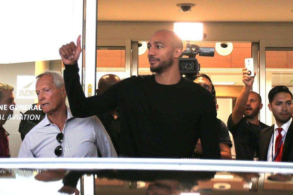 Siviglia, Caparrós: "Nzonzi? Tutte le parti sono contente. Abbiamo abbassato le richieste perché lui voleva andare via"