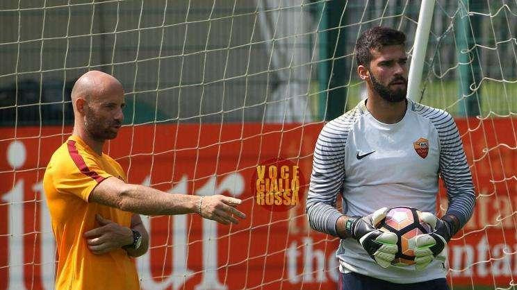 Instagram, Alisson posta una foto del suo allenamento