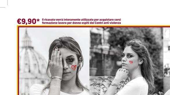 "Un rosso alla violenza", calciatori e arbitri si tingono il volto nel weekend di Serie A