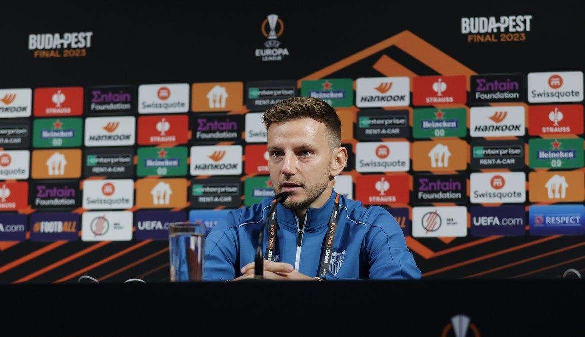 PUSKAS ARENA - Siviglia, Rakitic: "Nessuno ti regala niente, meritiamo di essere qui e siamo stati la squadra migliore nel nostro percorso"