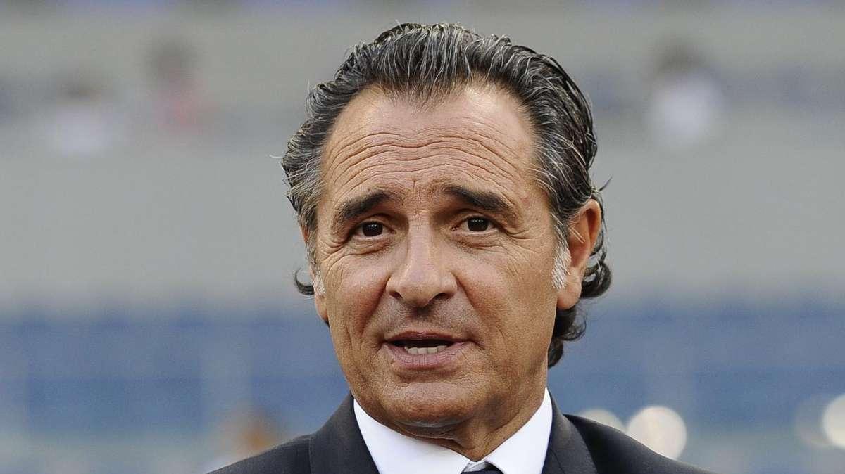 Italia, Prandelli: "Francesco Totti? Un meraviglioso vecchietto"