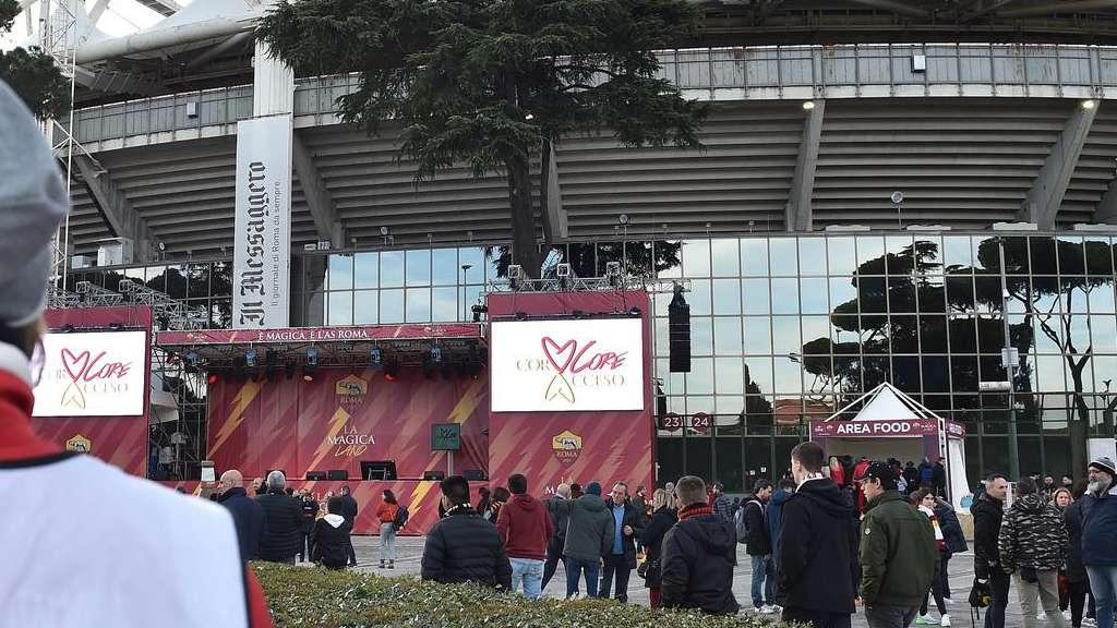 Roma-Hellas Verona, cancelli aperti alle ore 18:15
