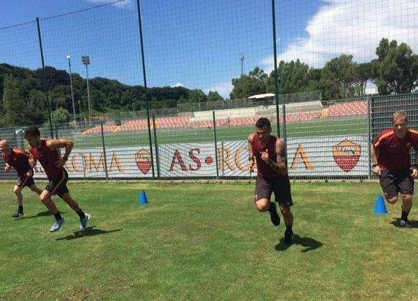 Twitter, Castan: "Kevin, vinceremo insieme". Strootman: "Non molliamo mai". FOTO!