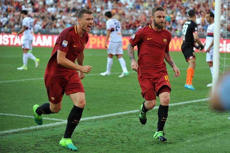 LA VOCE DELLA SERA - Dzeko: "Futuro? Sono felice a Roma". Gomez primo obiettivo per l'attacco. Stadio, domani riunione di Giunta