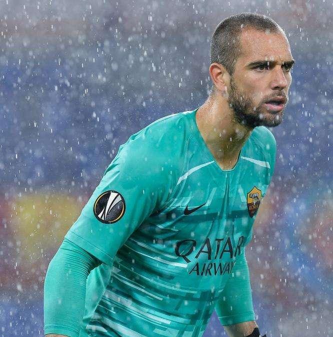 Ask Pau Lopez: "La Roma è un club storico, la parata contro il Bologna tra le migliori della mia carriera. Non sono bravo a parare i rigori"