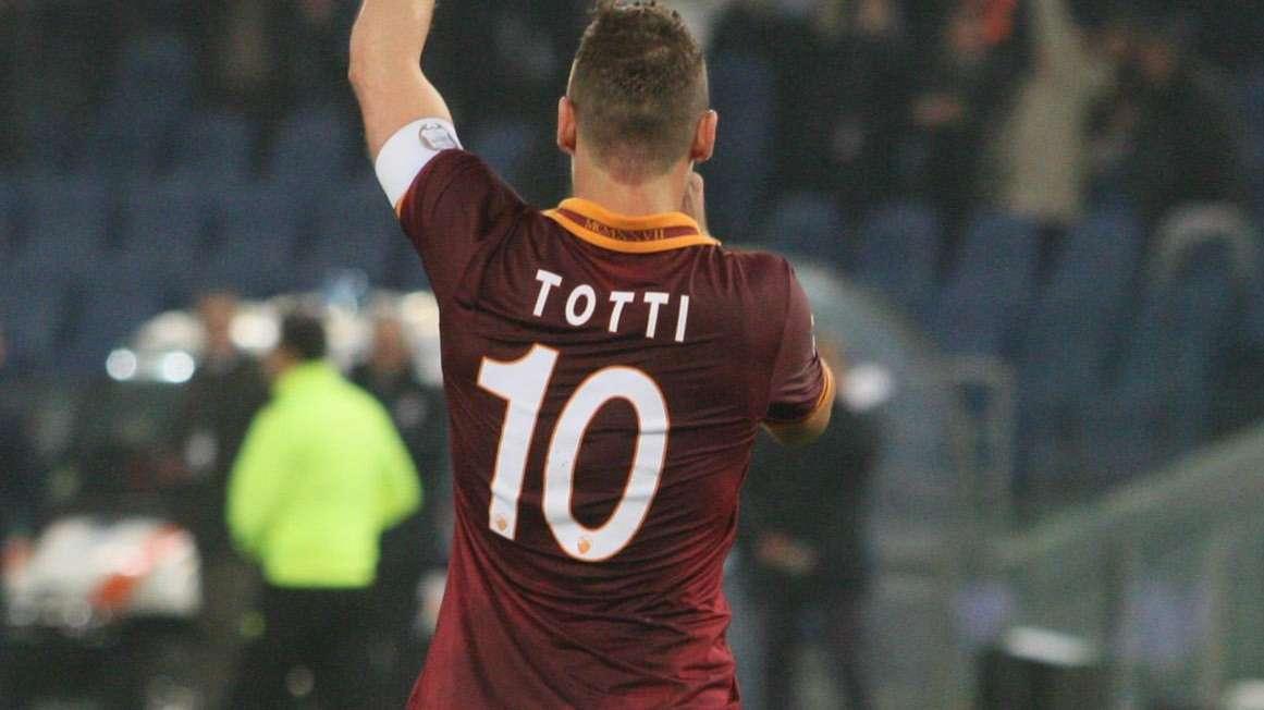 Totti: "Andrei al Mondiale. Questo è un gruppo unico, come quello del 2001"