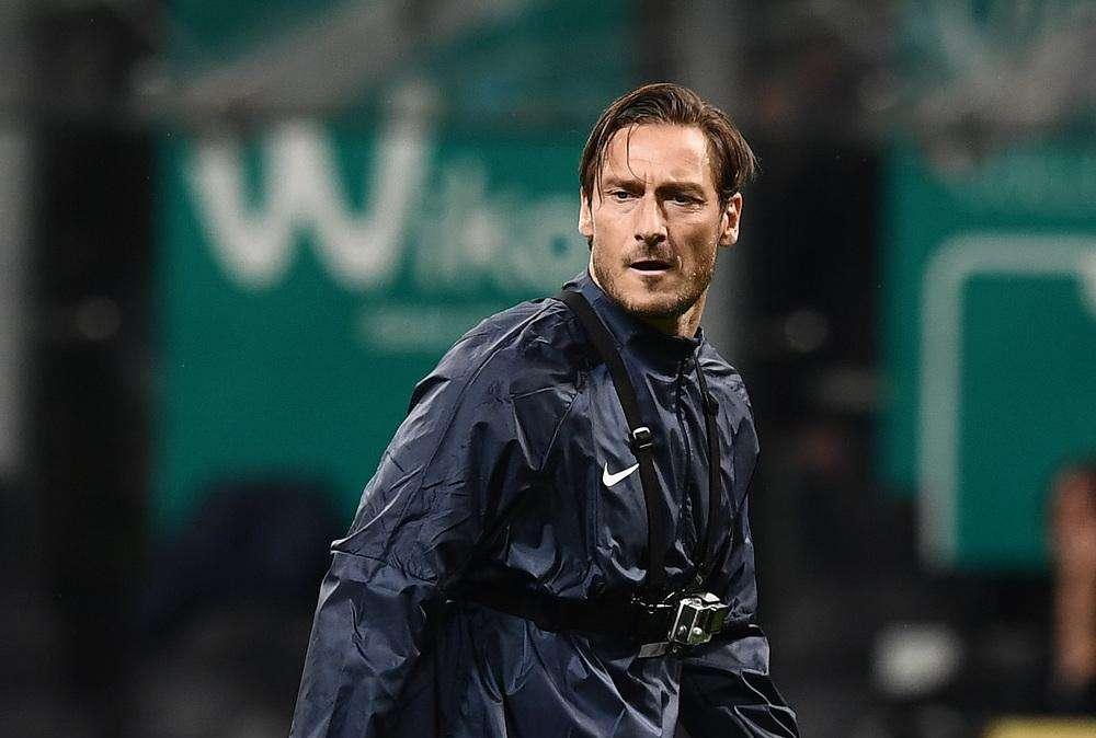 Da Messi a Totti, stelle a San Siro contro razzismo