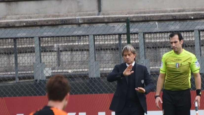 Primavera, De Rossi: "Non è possibile non trovare soluzioni contro squadre chiuse. Al primo sbaglio perdiamo fiducia"