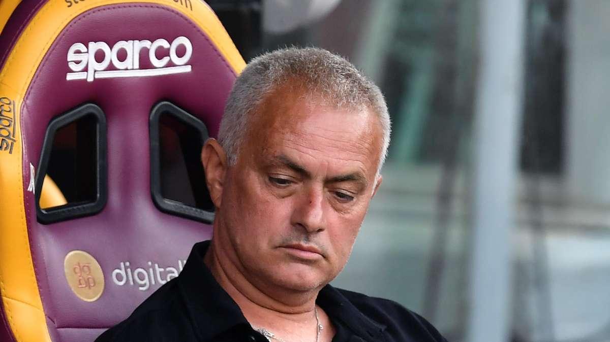 TRIGORIA - Mourinho: "Il mercato non è chiuso. Un applauso alla società, mi serve un qualcosa in più. C'è troppo rumore intorno a noi". VIDEO!