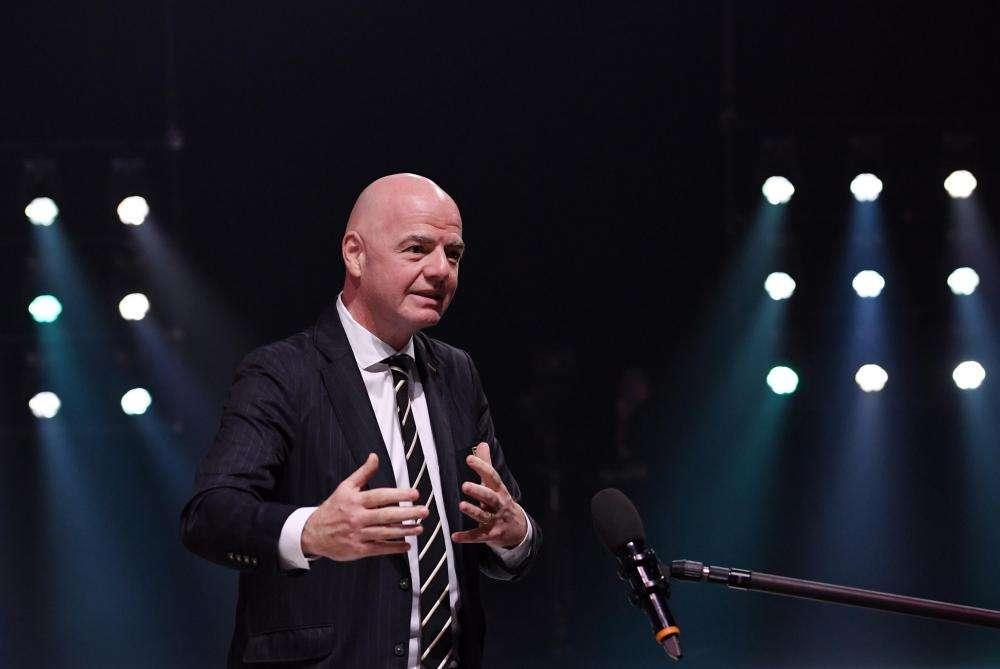 FIFA, al via consultazioni su riforma calendari