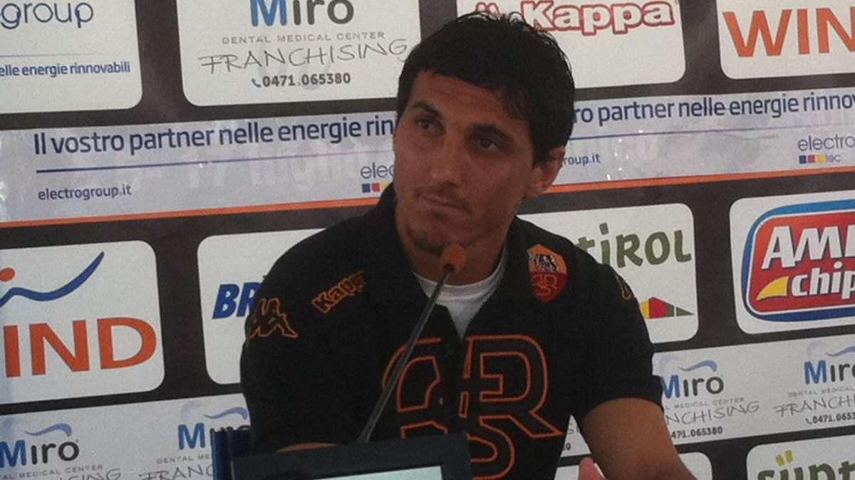 Riscone - Burdisso: "Deve essere l'anno di Lamela. Non siamo ancora al livello delle prime. Sono qui per vincere, non per la città". FOTO!