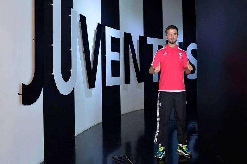 COMUNICATO AS ROMA - Pjanic ceduto alla Juventus per 32 milioni di euro. Il bosniaco: "Grandissima squadra, spero di vincere con loro"