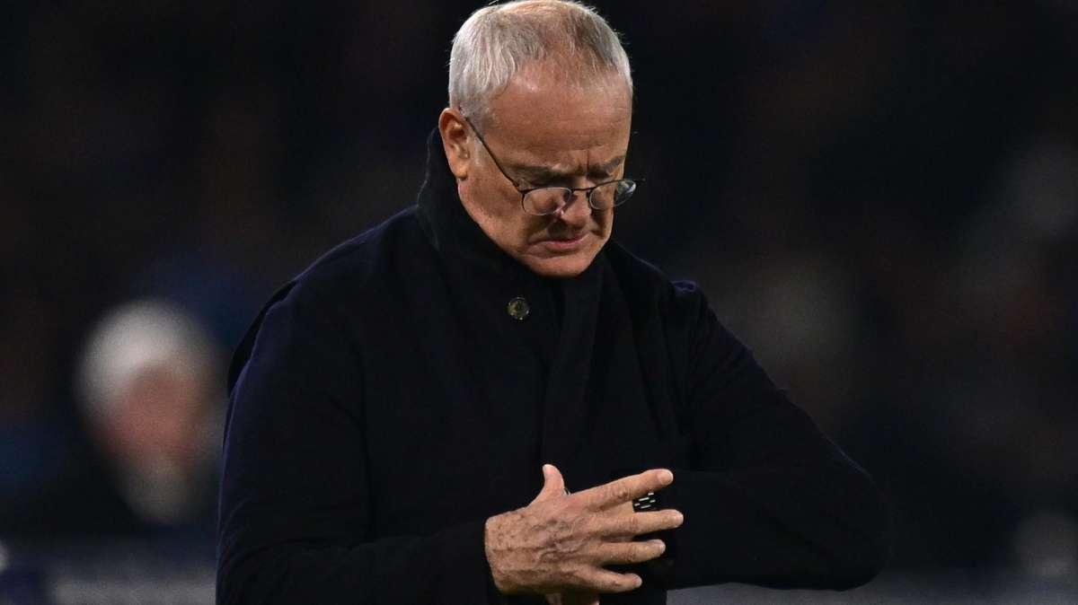 AZ Alkmaar-Roma 1-0 - La gara sui social: "Cambiano gli allenatori ma i difetti restano. Quante trasferte mancano a fine stagione?"