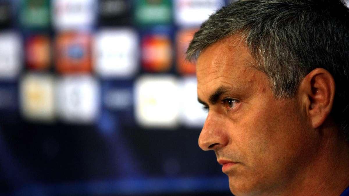 IL CALCIO AL CAMP NOU: il Barcellona umilia il Real di Mourinho