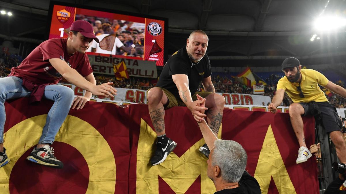 Real Madrid, Mourinho sul rapporto coi tifosi della Roma: "Sono stati speciali per me. Ho lottato per loro e dato tutto"