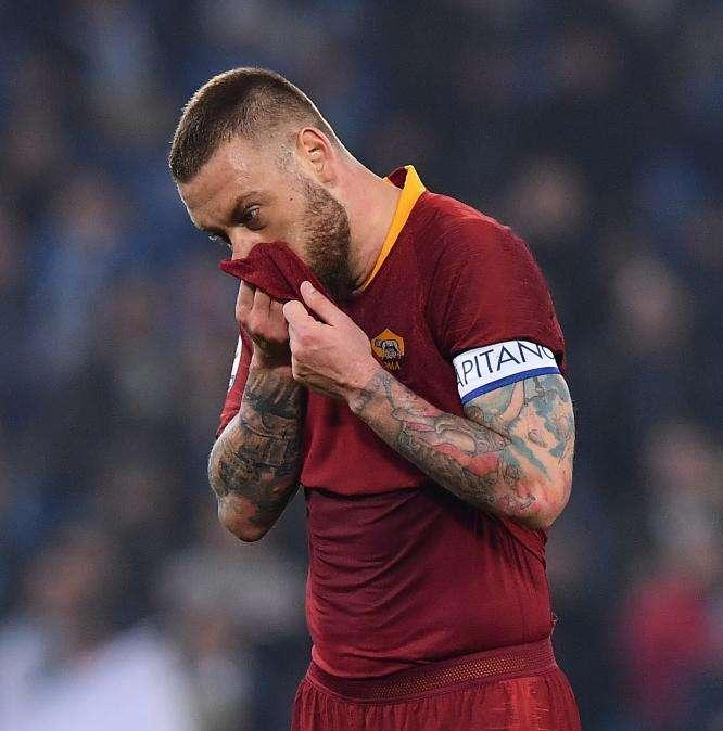 The Independent: "Vergognosa la vicenda De Rossi"