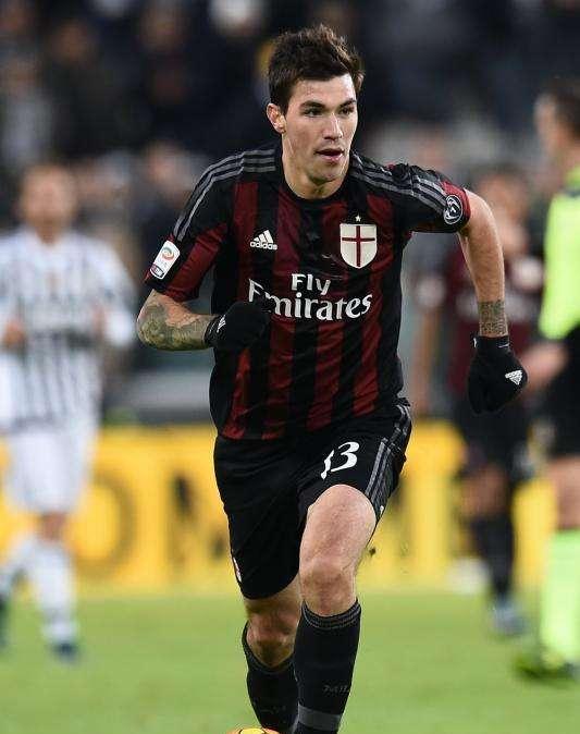Milan, Romagnoli: "Tovalieri mi ha fatto diventare un difensore centrale"