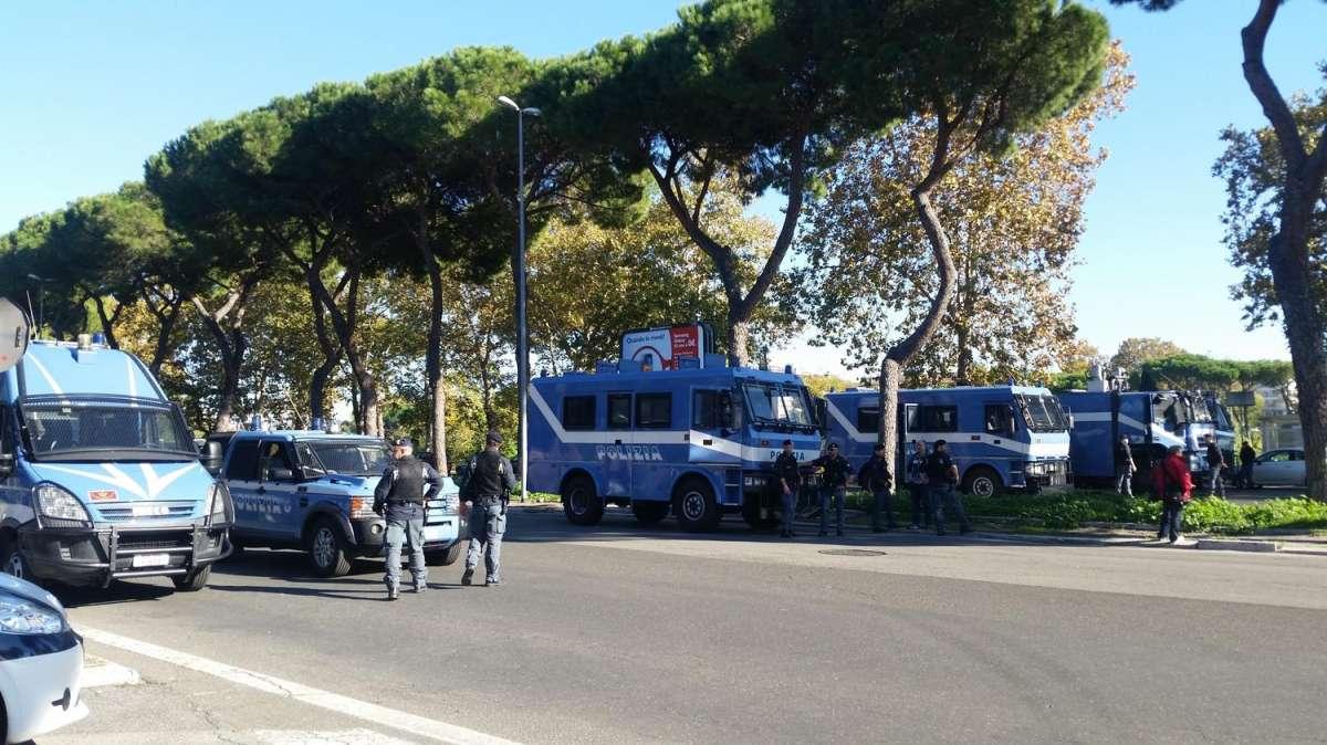 Massima allerta per il derby, possibile la presenza di tifosi balcanici. Tutte le chiusure