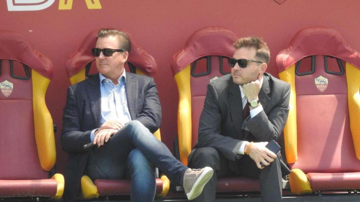 Cagliari-Roma - L'attesa dei tifosi: "I Friedkin non hanno mai fatto trapelare nulla, figuriamoci se ora si sono sbilanciati sull'esonero di Mourinho"