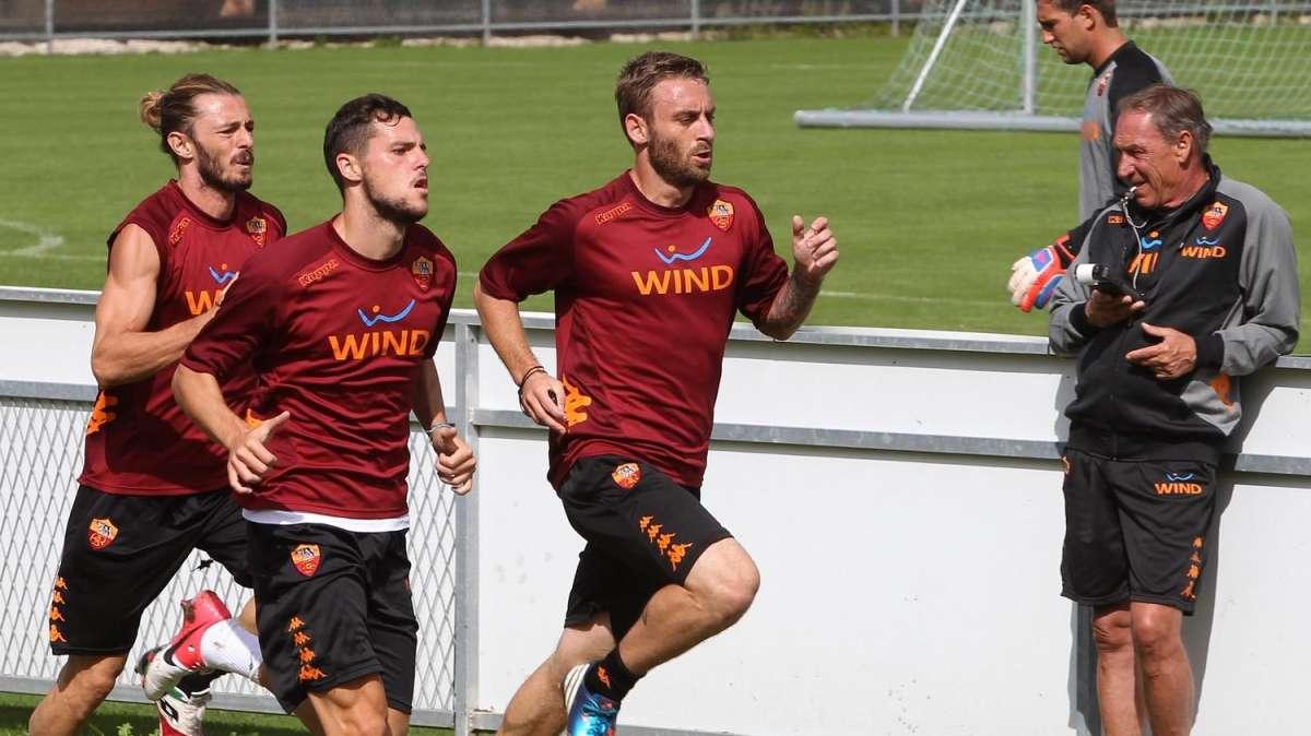 De Giorgis, ag. Fifa: "De Rossi resterà alla Roma. Il City non ha intenzione di trattarlo"