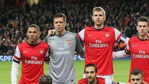 Wilshere nella sede del Bournemouth per le visite mediche. VIDEO!