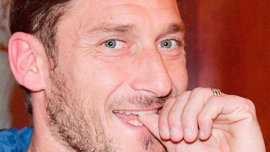 Totti: "Vi svelo il significato del gesto del ciuccio, non è dedicato ai miei figli"