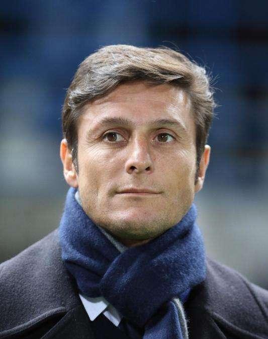 Inter, Zanetti: "Benatia? Bisogna andare con cautela"