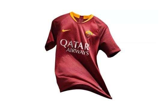 Ecco la maglia Home per la stagione 2018/19. FOTO! VIDEO!