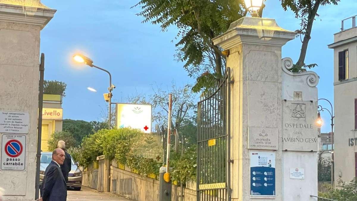 LA VOCE DELLA SERA - Totti e Spalletti si incontrano al Bambin Gesù. Buone gare in nazionale per Azmoun e Aouar. Mancini in azzurro al posto di Bastoni